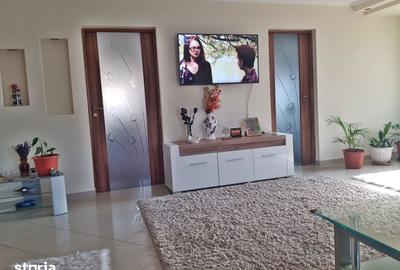 Casă cu 4 camere cu Teren 520 Mp în Borș - 7