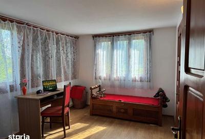 Casă cu 4 camere cu Teren 184 Mp în Bunești - 8
