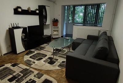 Apartament cu 2 camere semidecomandat în Apărătorii Patriei - 2
