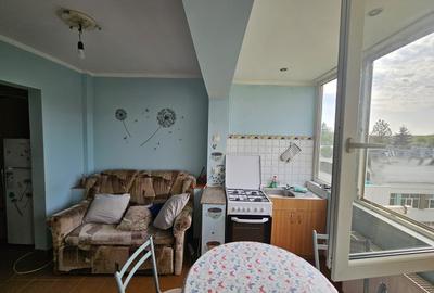 Apartament cu 2 camere decomandat, mobilat în Soarelui - 9