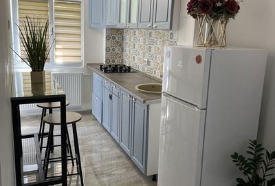 Garsonieră decomandată în Rovine - 3