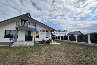 Casa de vanzare - zona rezidentiala, Piatra Neamt - 2
