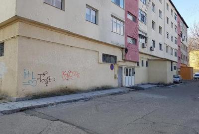 Spațiu comercial, de 442 mp, în Nord - 4