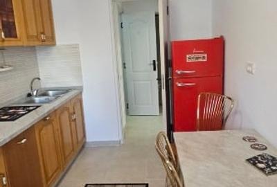 Apartament cu 3 camere semidecomandat în Tei - 2