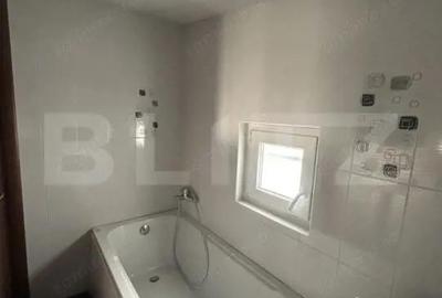 Apartament cu 2 camere semidecomandat, mobilat în 1 Mai - 10