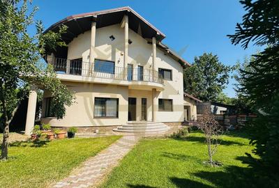 Casă cu 5 camere cu Canalizare în Corbeanca - 2