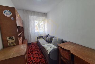 Apartament cu 3 camere decomandat, mobilat în Complex Studențesc - 2