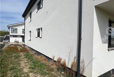 Casă individuală cu 3 camere cu Canalizare în Aeroport - 23