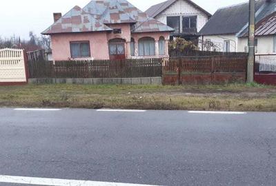 Casă în Glâmbocata - 3