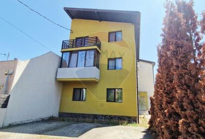Apartament cu 3 camere, curte si loc de parcare zona Alfa - 12