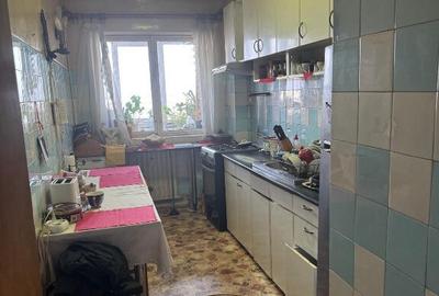 Vand apartament 4 camere MegaMall 165.000euro neg Vand apartament 4 camere MegaMall 165.000euro neg - 2