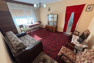 Apartament 2 camere zona Cet