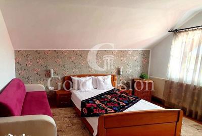 Casă cu 7 camere cu Teren 2000 Mp în Central - 2