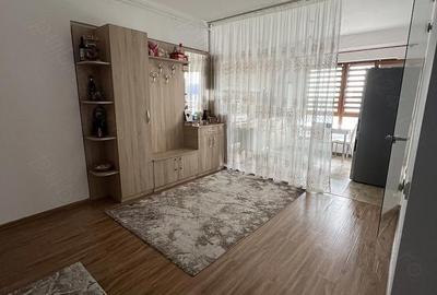 Apartament cu 2 camere semidecomandat în Berceni - 2