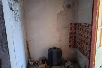 Garsonieră în 2 Moldoveni - 1