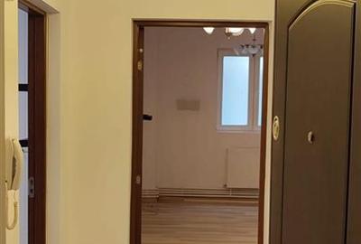 Apartament cu 4 camere semidecomandat în Central - 5