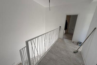 Casă cu 4 camere în Exterior Vest - 13