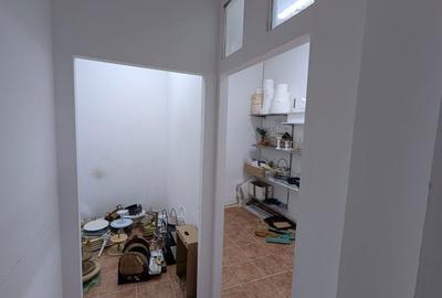 Apartament cu 2 camere decomandat în Traian - 5