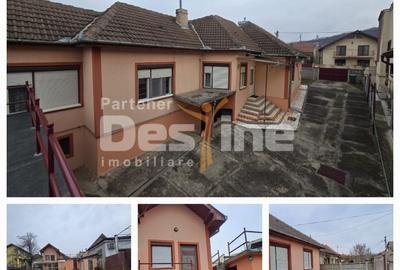 Casă individuală cu 5 camere cu Canalizare în Hunedoara - 1