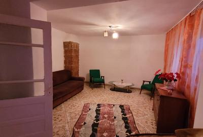 LUMINA - CASA 3 CAMERE- DECOMANDATA -TEREN 501MP -70.000 EURO - 1