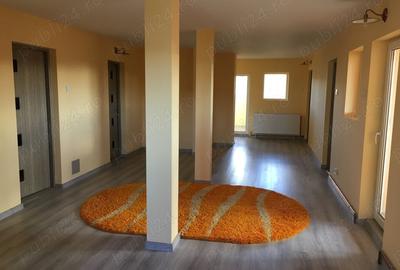 Casă cu 6 camere în Curtea de Argeș - 1