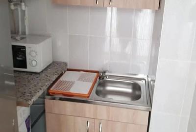 Garsonieră decomandată în Central - 5