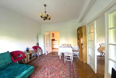 Apartament 2 camere + demisol 18 mp