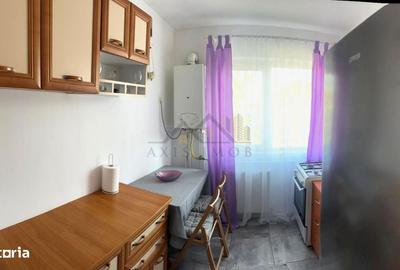 Apartament cu 2 camere semidecomandat în Micro 3 - 5