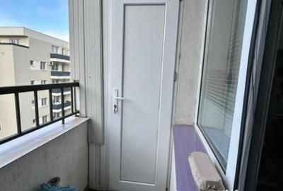 Apartament cu 3 camere semidecomandat în Florești - 1