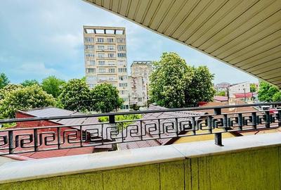 Apartament cu 4 camere în Tomis I - 11