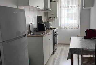 Garsonieră decomandată în Central - 4