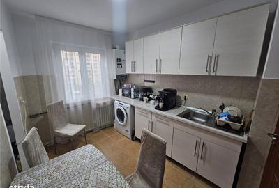 Apartament cu 3 camere semidecomandat în Central - 4