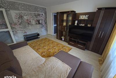 Apartament cu 2 camere semidecomandat, mobilat în Inel I - 10