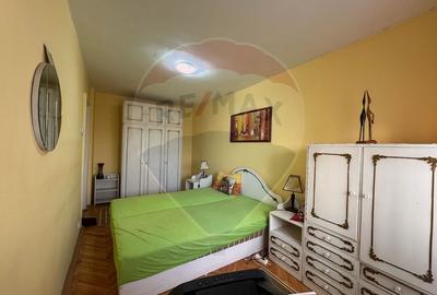 Apartament decomandat 3 camere -centrala proprie  zona Lebada - 3