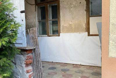Vand apartament la casa ultracentrala Oradea curte comuna - 4