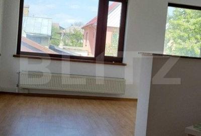 Casa individuala, 310 mp, teren 650 mp, zona Zamca - 3