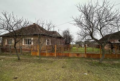 Casă cu 3 camere în Cig - 1