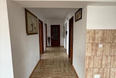 Apartament cu 3 camere decomandat în Burdujeni - 4