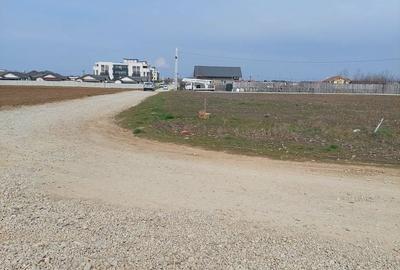 Teren de 500 mp, în Central - 3