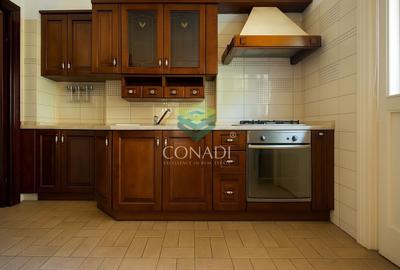 Casă individuală cu 11 camere cu Canalizare în Universitate - 8