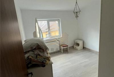Apartament cu 3 camere decomandat în Central - 8
