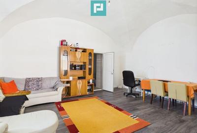 Casa cu 6 camere in zona Central - 9