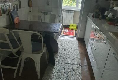 Apartament decomandat Micro 17 etaj 1 - 2
