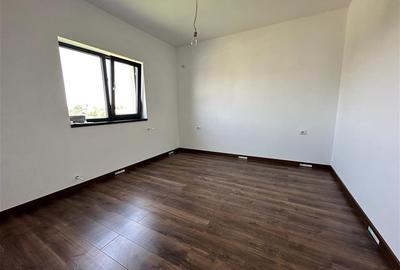 <Casa individuala> 4 camere 3 bai teren 380 m2 Zona linistita - 8