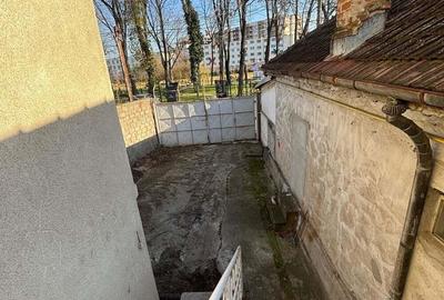 Casă cu 6 camere în Central - 6