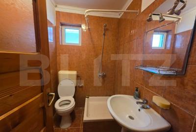 Casă cu 5 camere cu Teren 5585 Mp în Central - 1