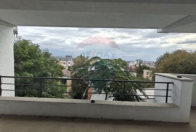 Birou, de 167 mp, în Gruia - 4