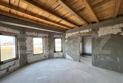 Casa semi-finisata P + M, 131 mp utili, teren 339 mp, Piel - 9