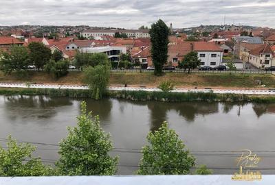 Apartament cu o camera de vanzare in zona Ultracentrala - Oradea - 10