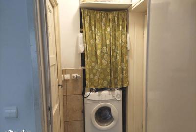 Apartament cu 2 camere semidecomandat în Titulescu - 1